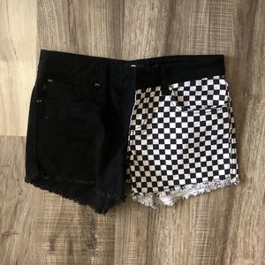 Royal bones checkered shorts